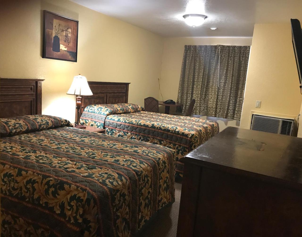 Hacienda Motel Ескондидо Екстериор снимка