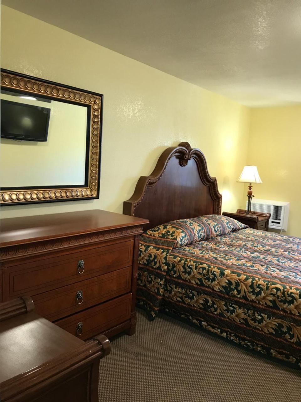 Hacienda Motel Ескондидо Екстериор снимка